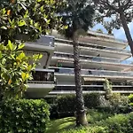 Magnifique Confort Climatise Vue Sur Piscine A Juan-les-pins *