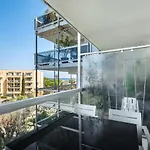 Magnifique Gebal Climatise Vue Sur Piscine A Juan-les-pins 아파트