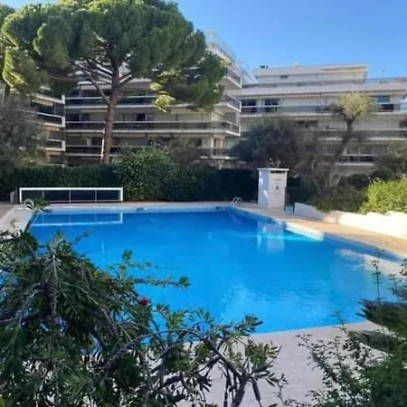 Juan Les Pins Tanit Climatise Vue Sur Piscine *