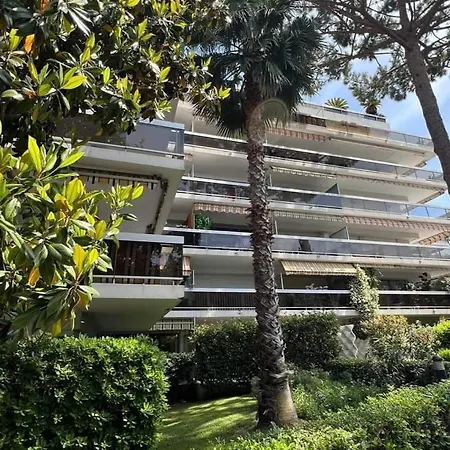 Juan Les Pins Tanit Climatise Vue Sur Piscine *