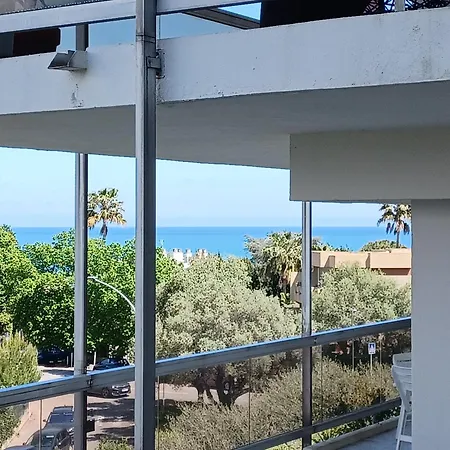 Juan Les Pins Tanit Climatise Vue Sur Piscine Antibes