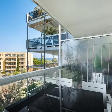 Magnifique Gebal Climatise Vue Sur Piscine A Juan-les-pins Appartement