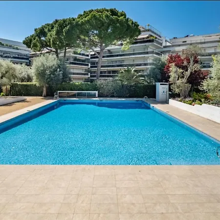 Magnifique Gebal Climatise Vue Sur Piscine A Juan-les-pins * Antibes