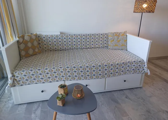 Apartman Juan Les Pins Tanit Le Gebal Climatise Vue Sur Piscine